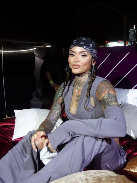 Kehlani, Off Stage