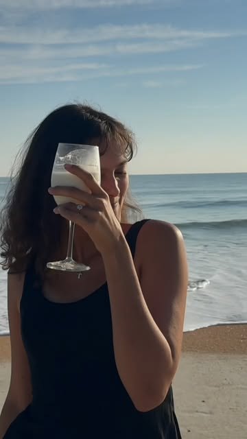 Naima van der Voort, By the Sea